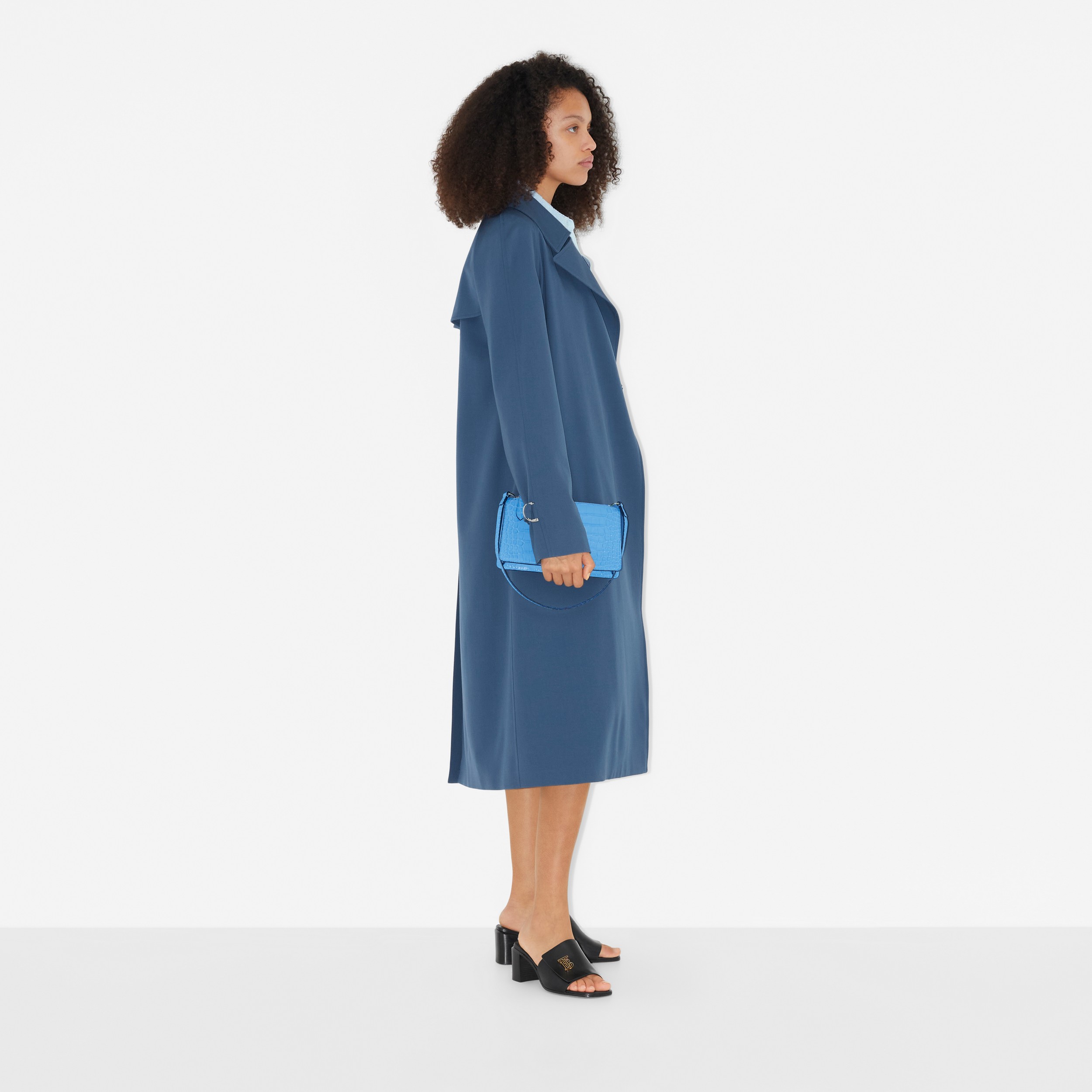 Wrap coat de lã com detalhe de argola em D (Azul Marinho Suave) - Mulheres | Burberry® oficial - 3