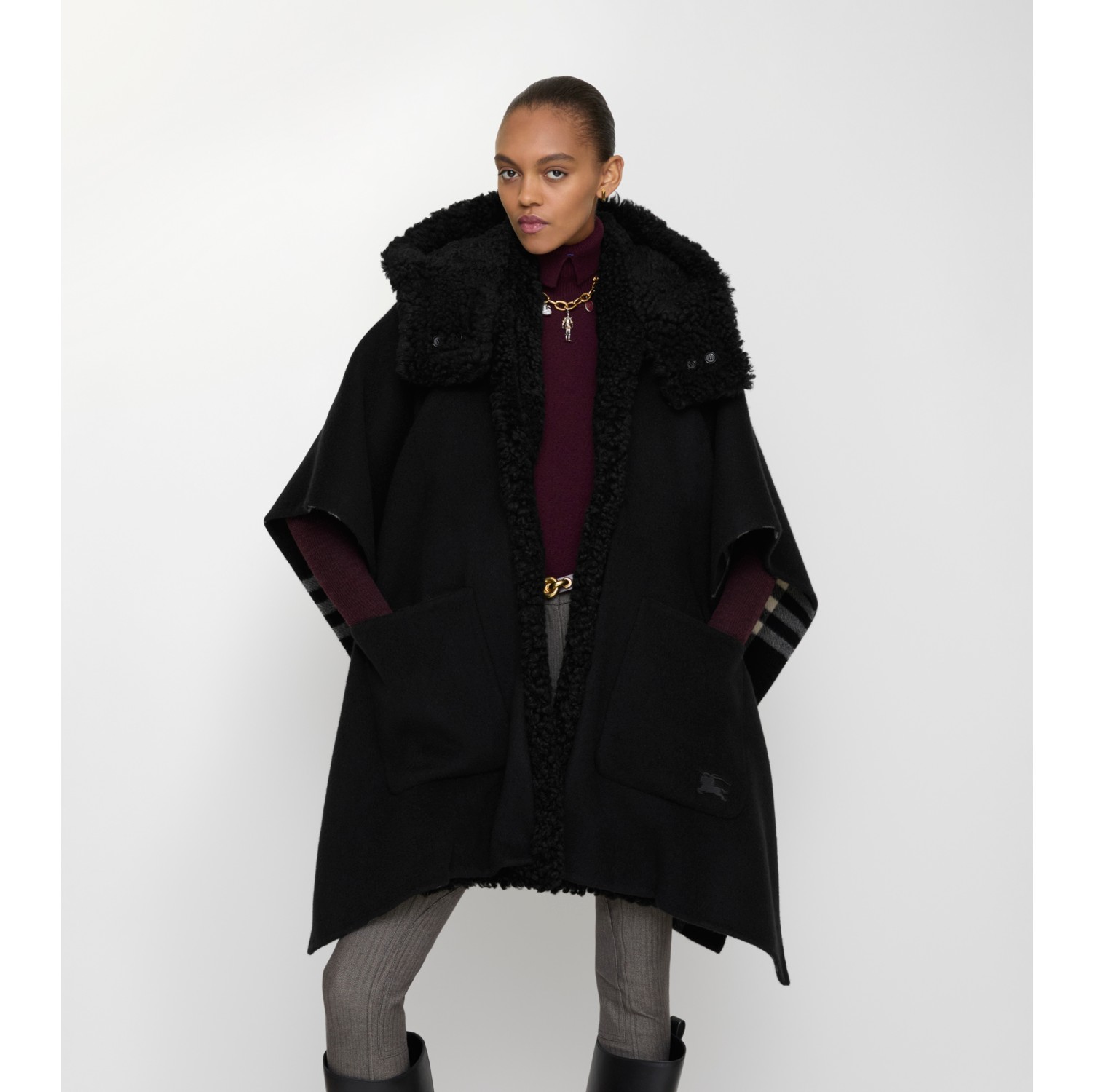 Reversible Shearling Trim Check Cashmere Cape in Black/calico beige | Burberry® Official