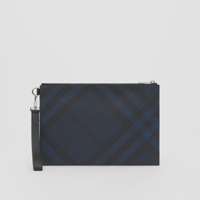 Burberry men pouch Clearance