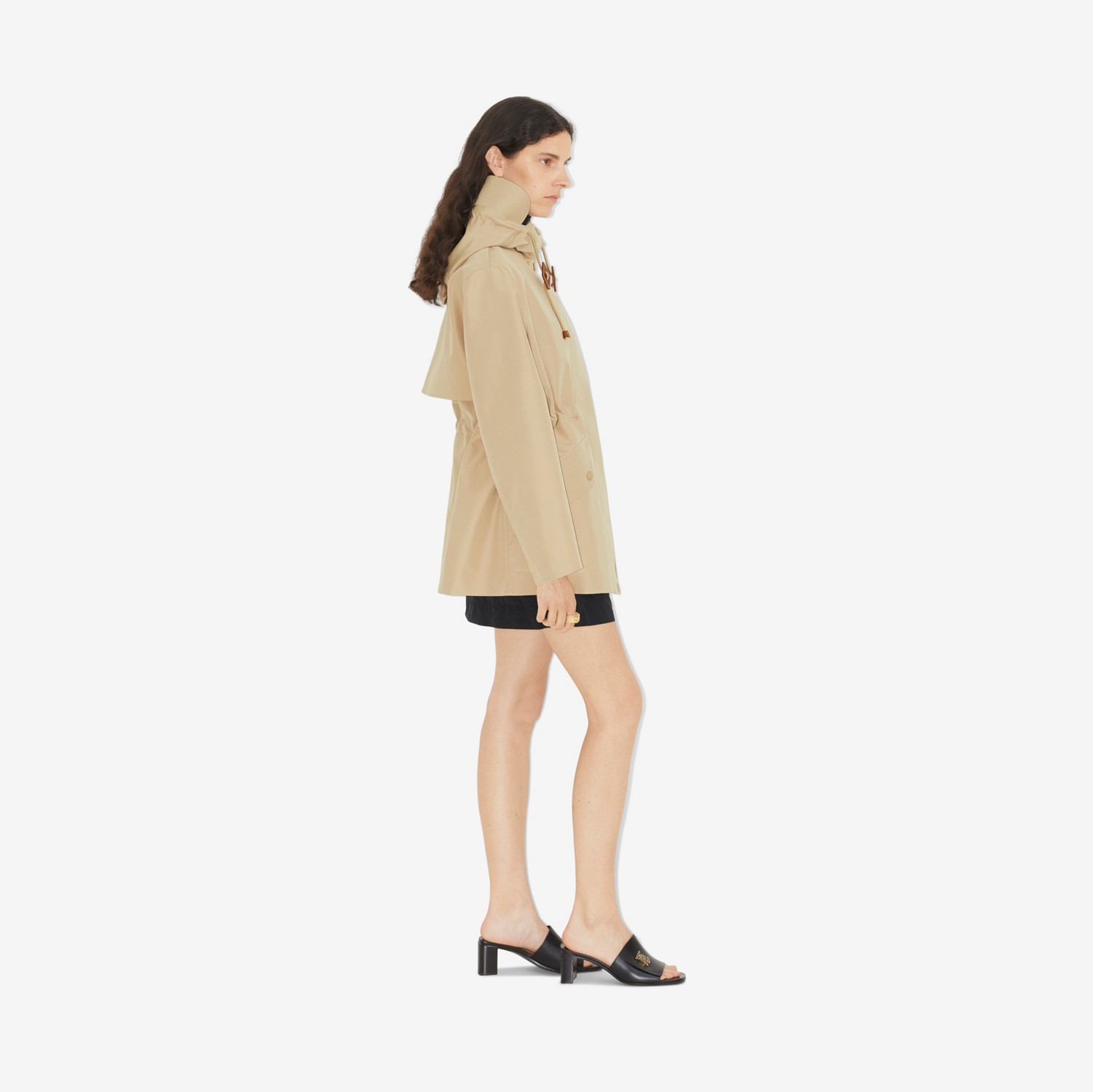 Veste légère à capuche (Fauve Doux) - Femme | Site officiel Burberry®