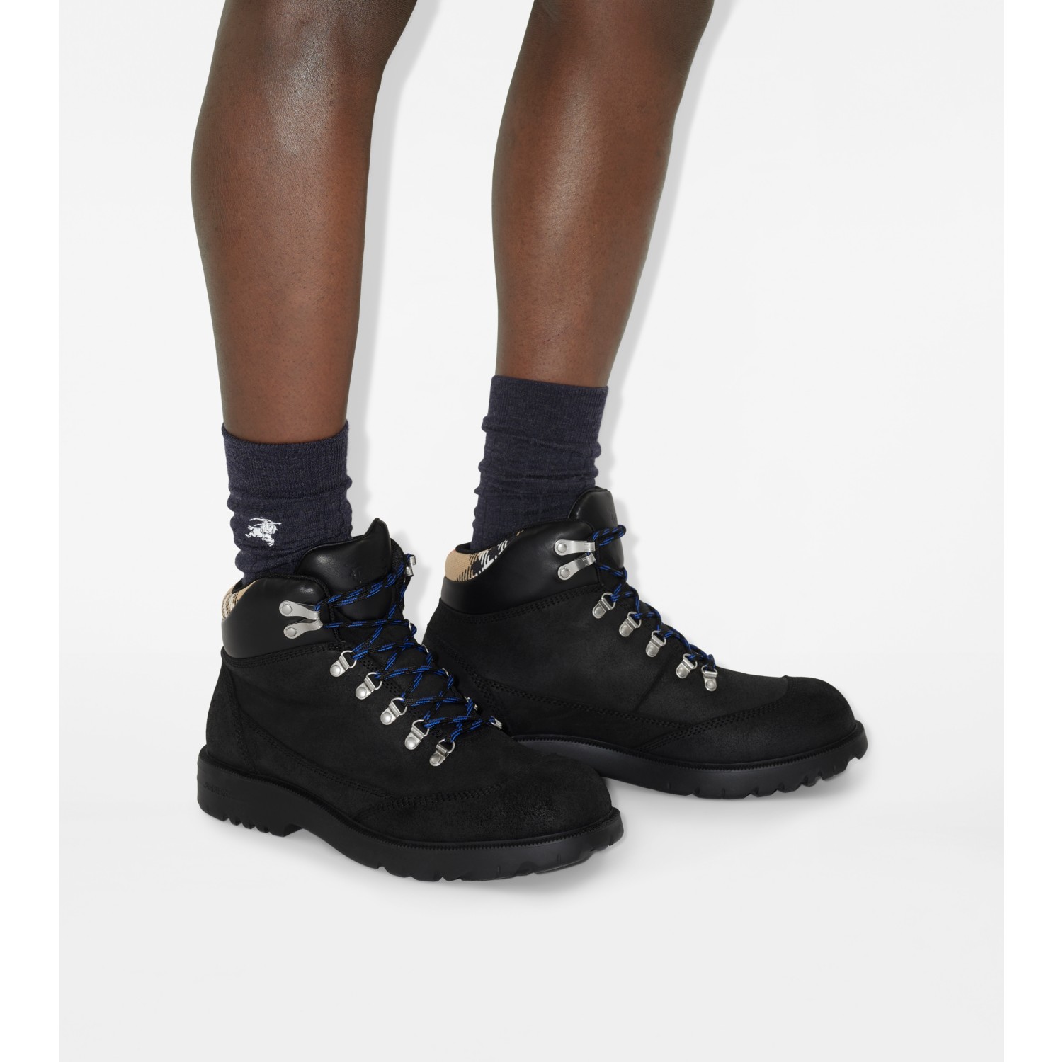 Botas Moore estilo montaña en ante