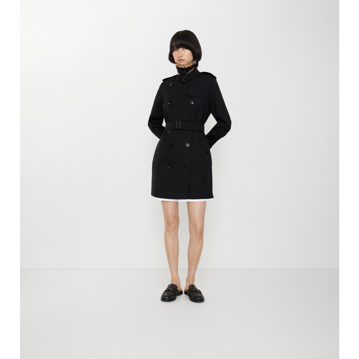  Check Short Kensington Heritage Trench Coat