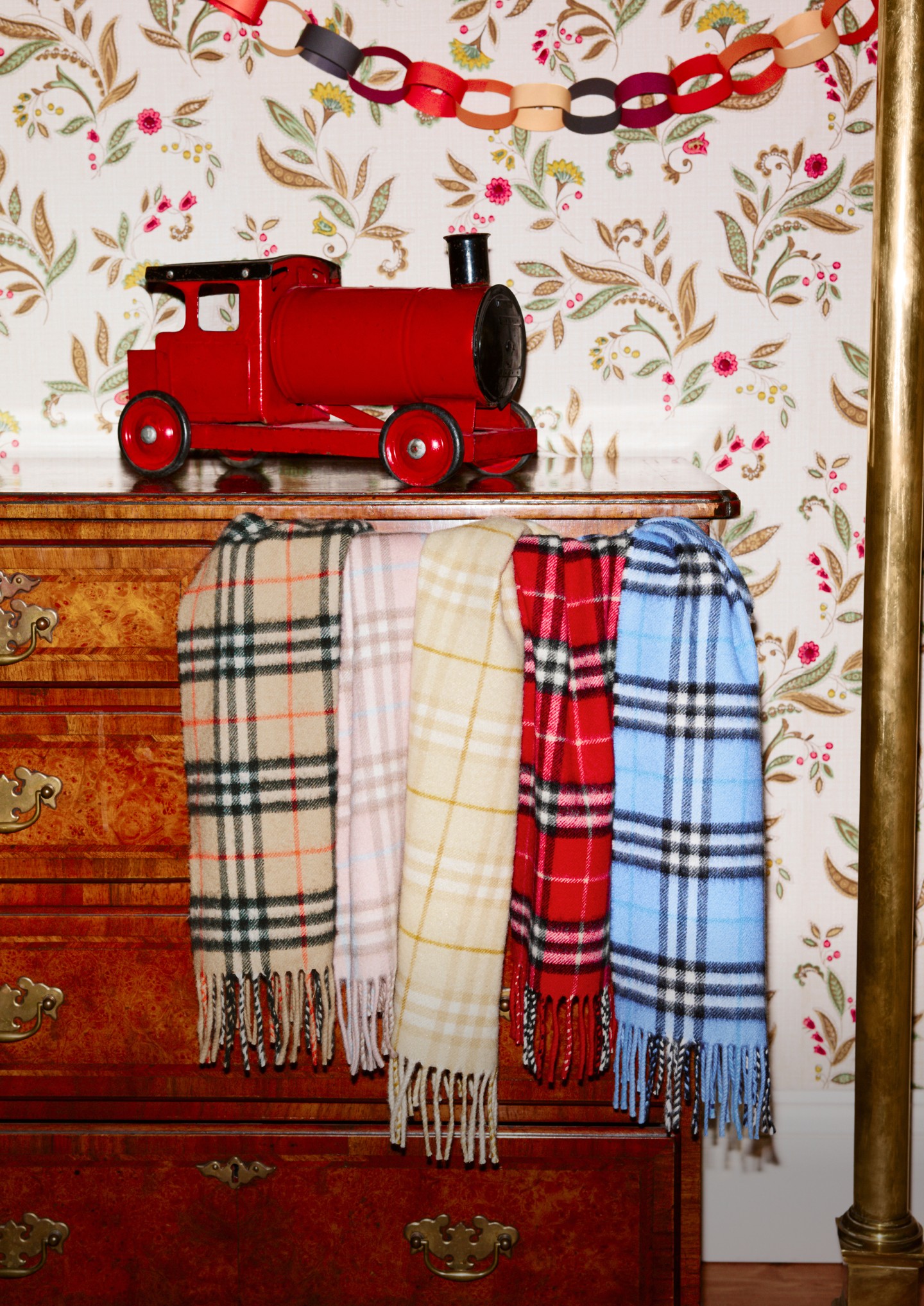 289794B0-C1F0-4D7F-8063-