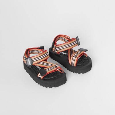 burberry infant sandals