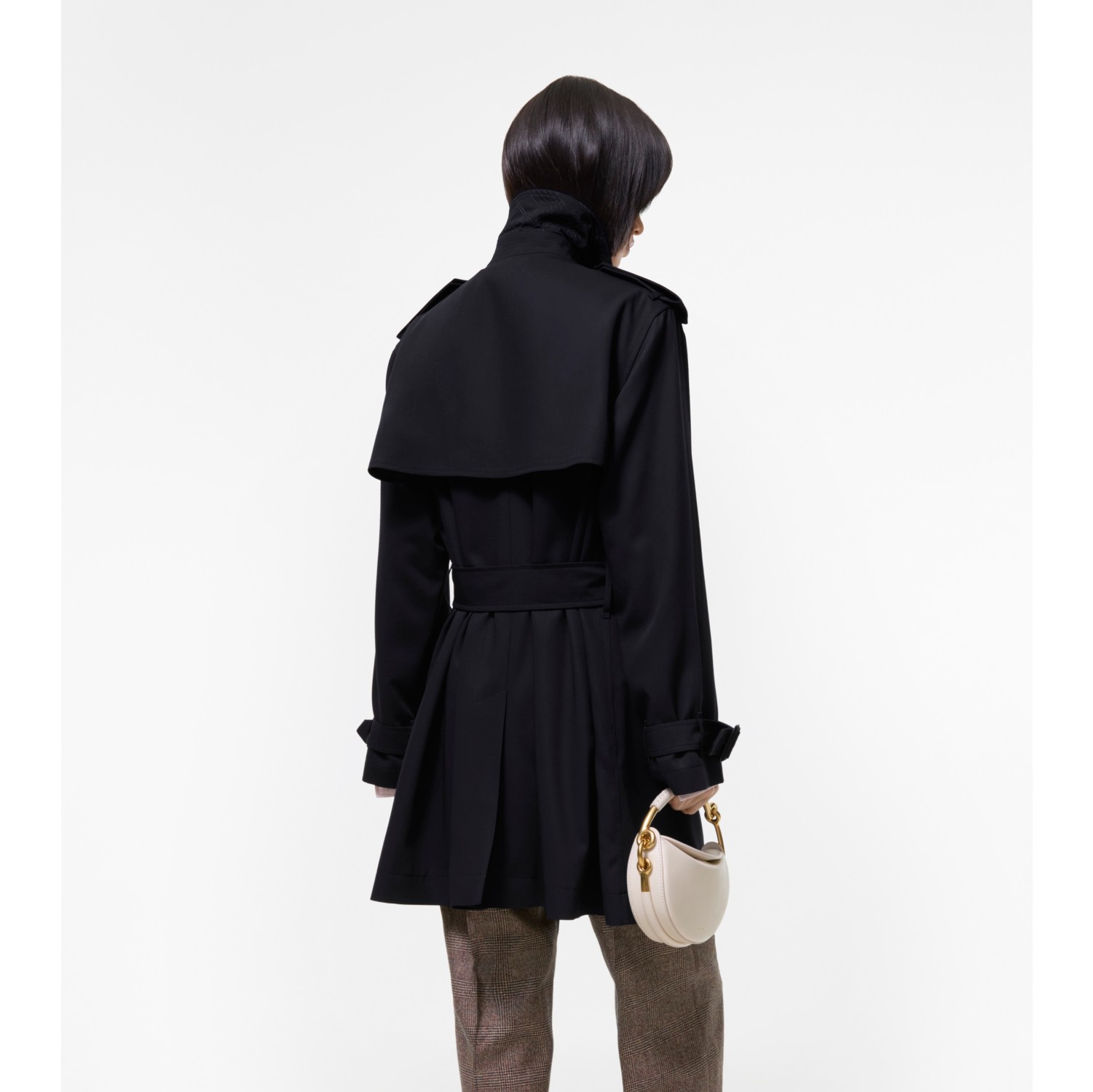 【超美品】【早い者勝ち】Burberryブルーレーベル七分袖ショートトレンチ✨黒 ショート ウール トレンチコート (ネイビー) - ウィメンズ | Burberry
