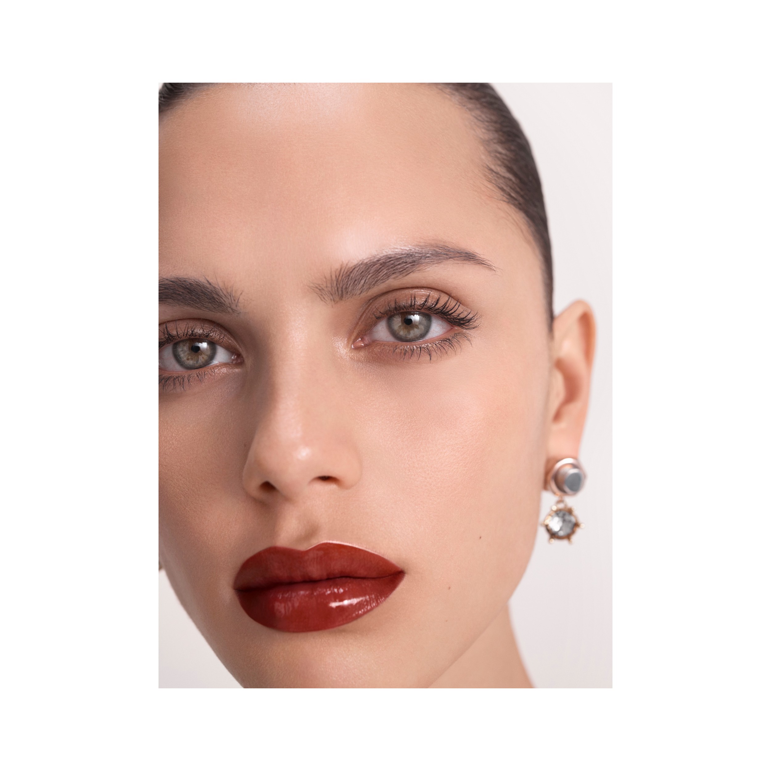 Burberry Kisses Lip Lacquer – Dark Russet No.45 - Women | Burberry® Official - 2