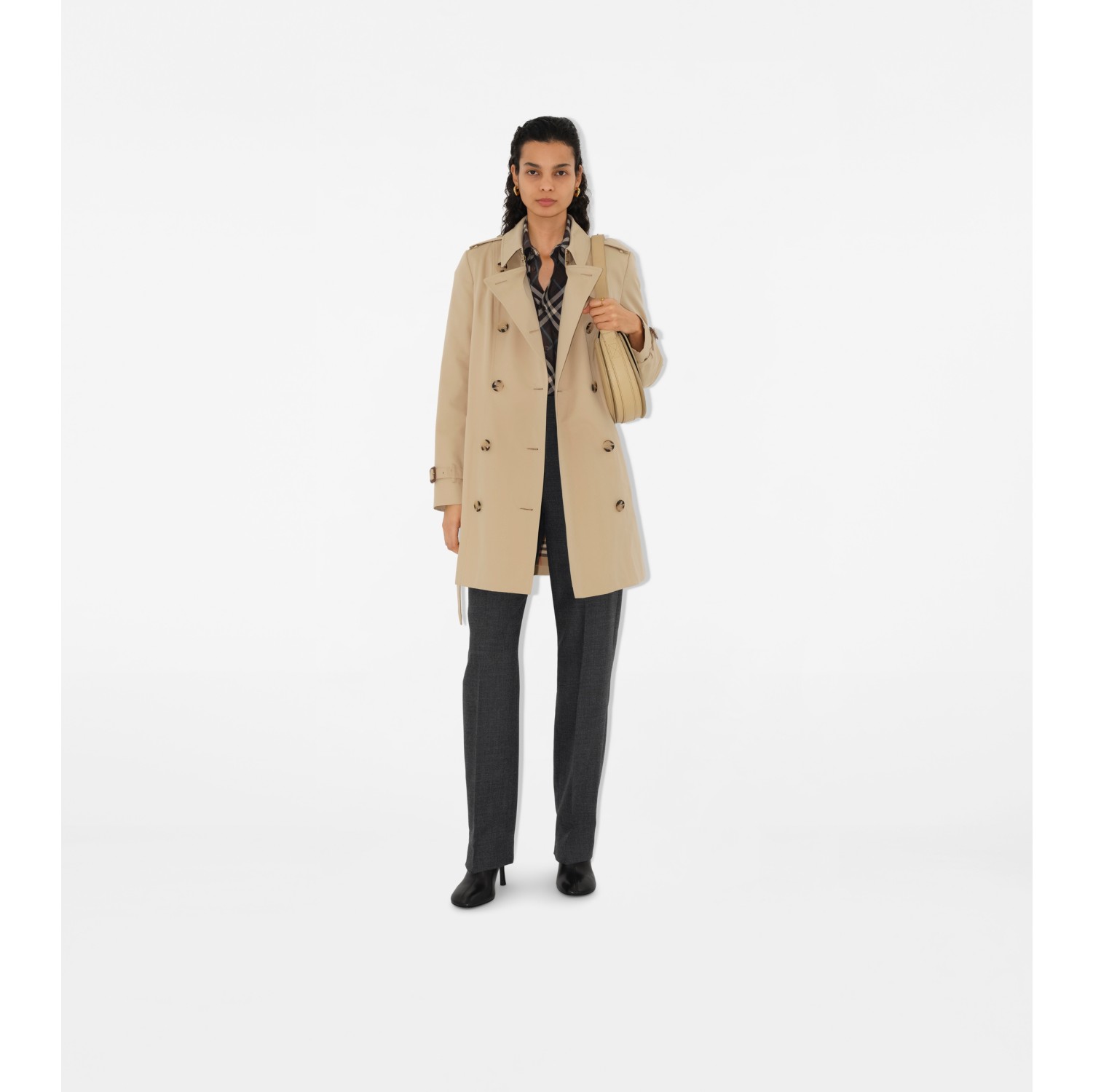 Burberry chelsea trench coat short on sale