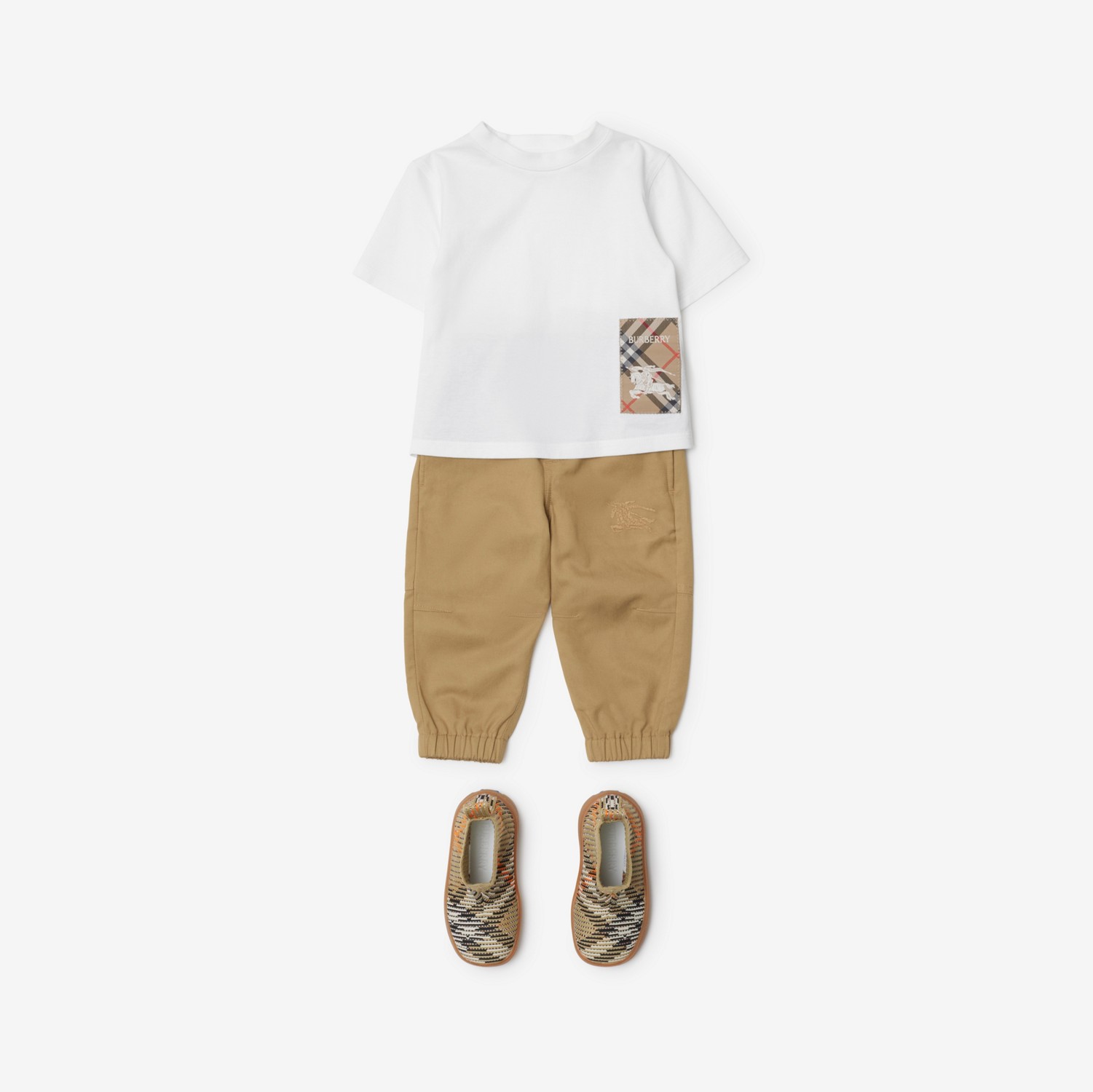 チェックラベル コットンTシャツ (ホワイト) | Burberry®公式サイト チェックラベル コットンTシャツ (ホワイト) | Burberry®公式サイト