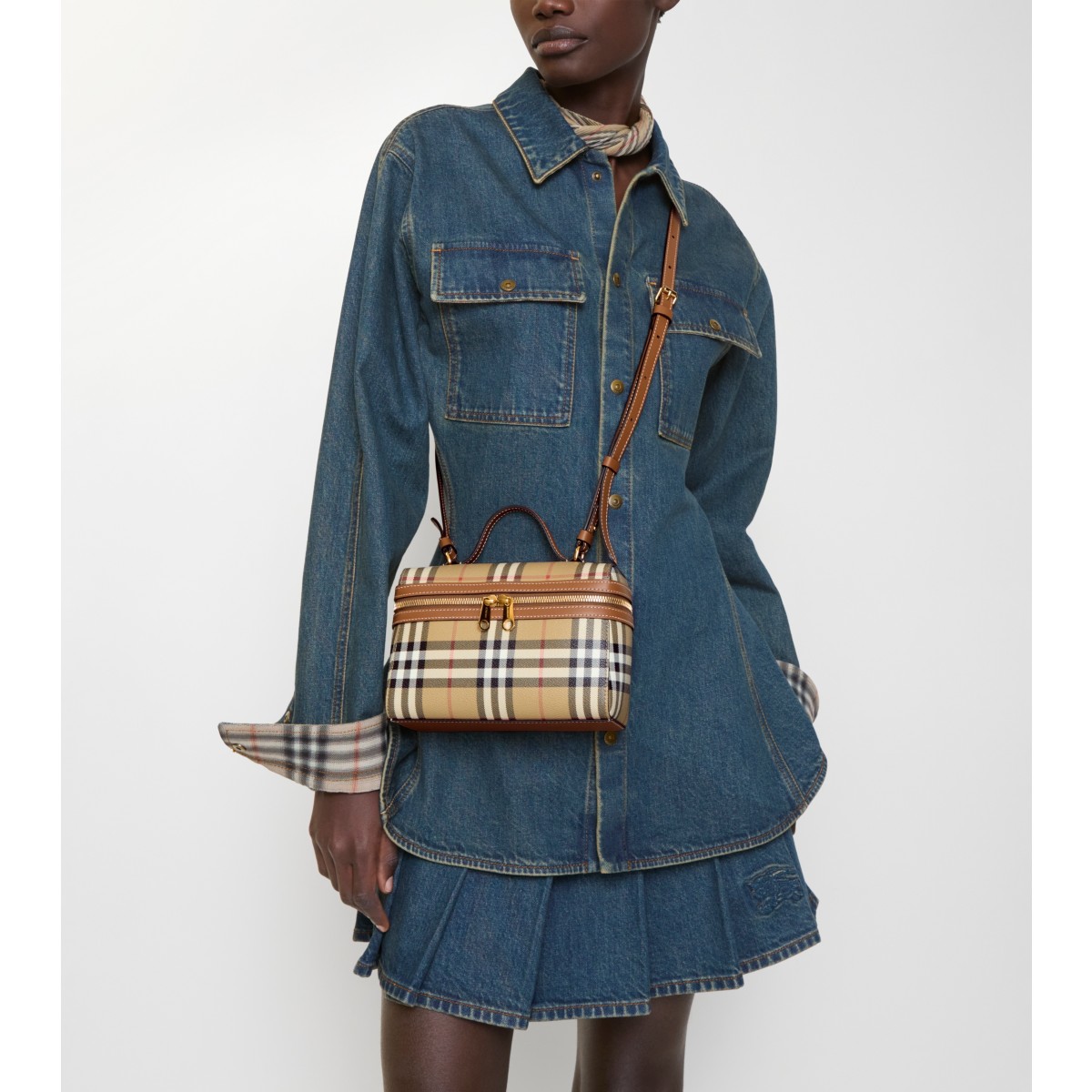  Check Vanity Bag​