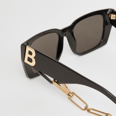 B Motif Rectangular Frame Sunglasses With Chain In Black - Women ...