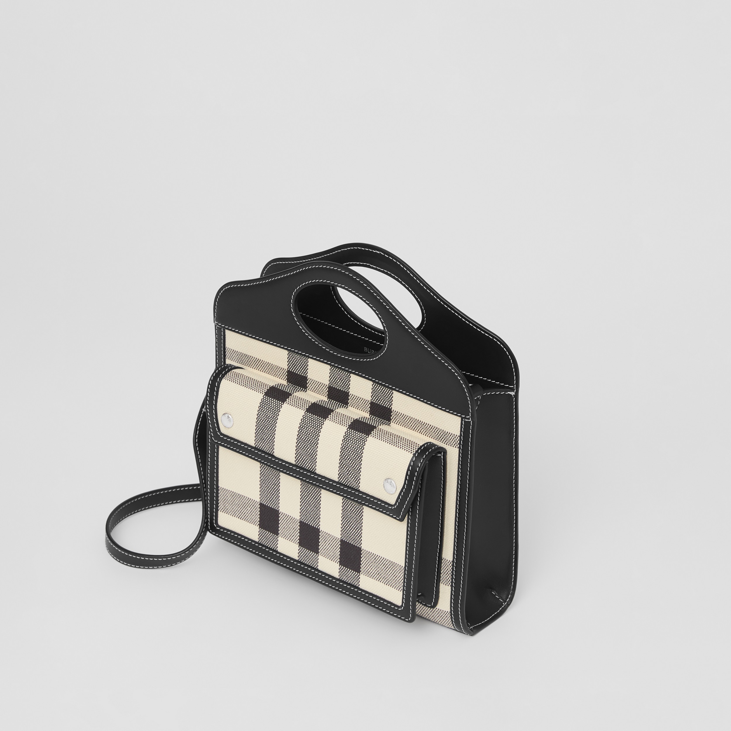 Bolsa Pocket de couro e lona xadrez - Mini (Bege Manteiga/preto) - Mulheres | Burberry® oficial - 4