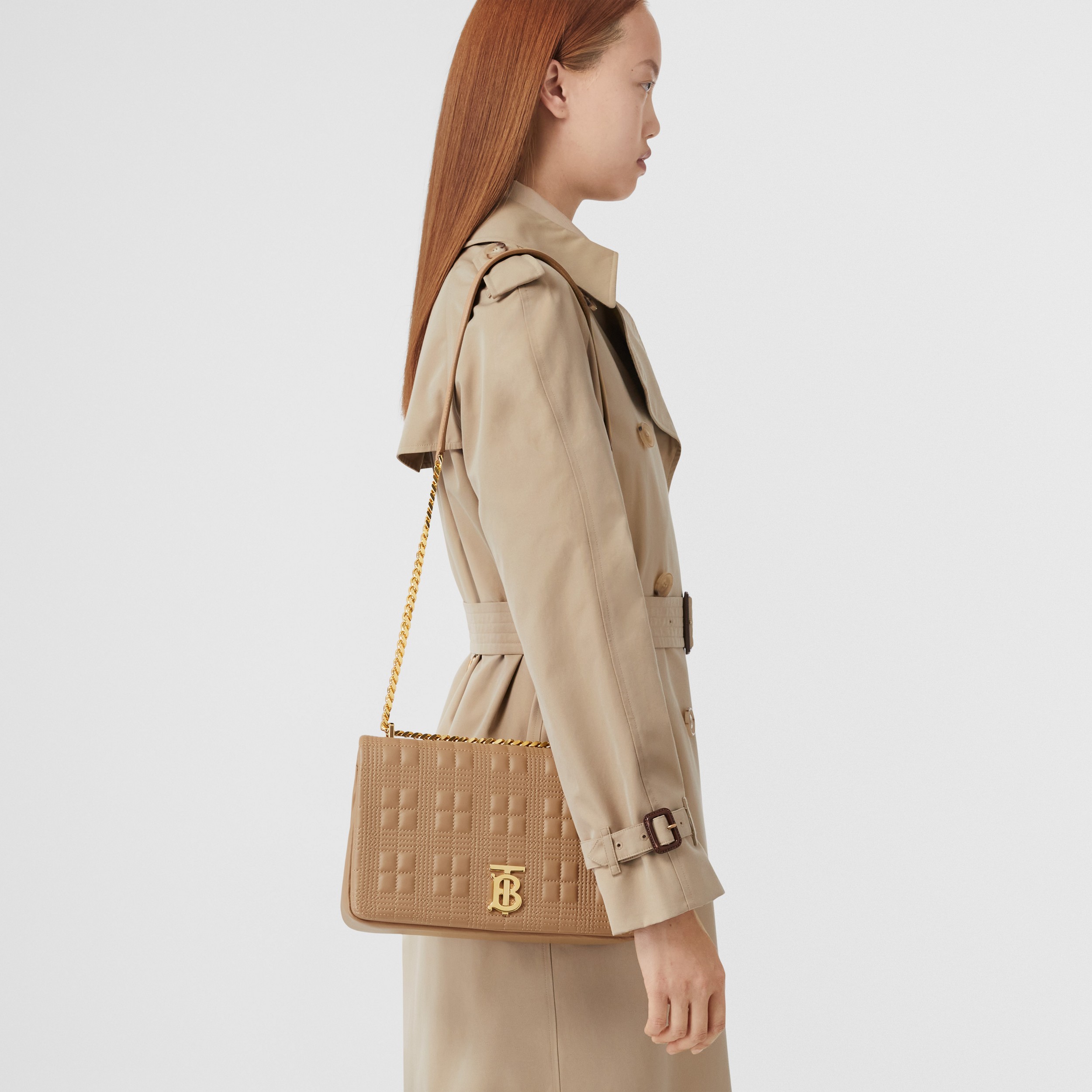 Mittelgroße Handtasche „Lola“ aus gestepptem Lammleder (Camelfarben/helles Goldfarben) - Damen | Burberry® - 3