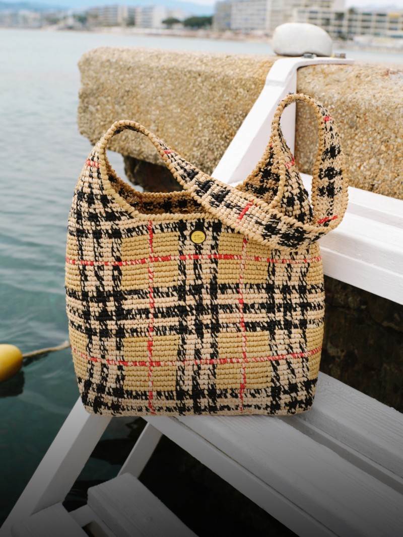ウィメンズ デザイナーバッグ | チェック&レザーバッグ | Burberry