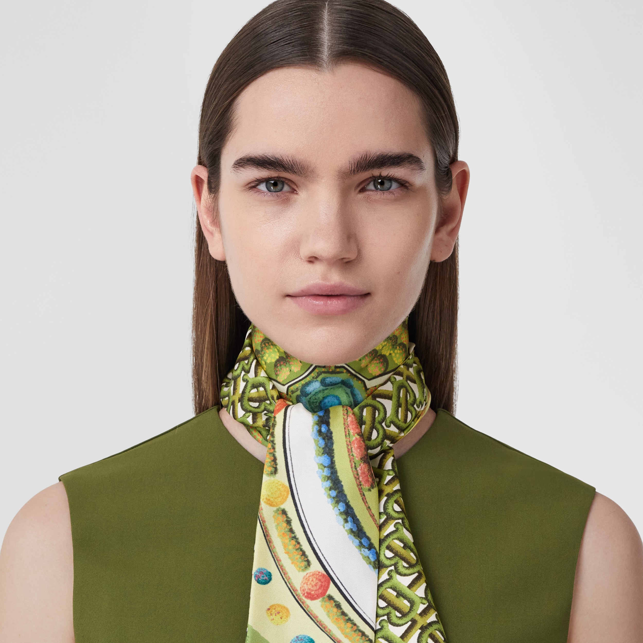 Pañuelo estrecho en seda con motivo topiario (Verde Hiedra) - Mujer | Burberry® oficial - 3