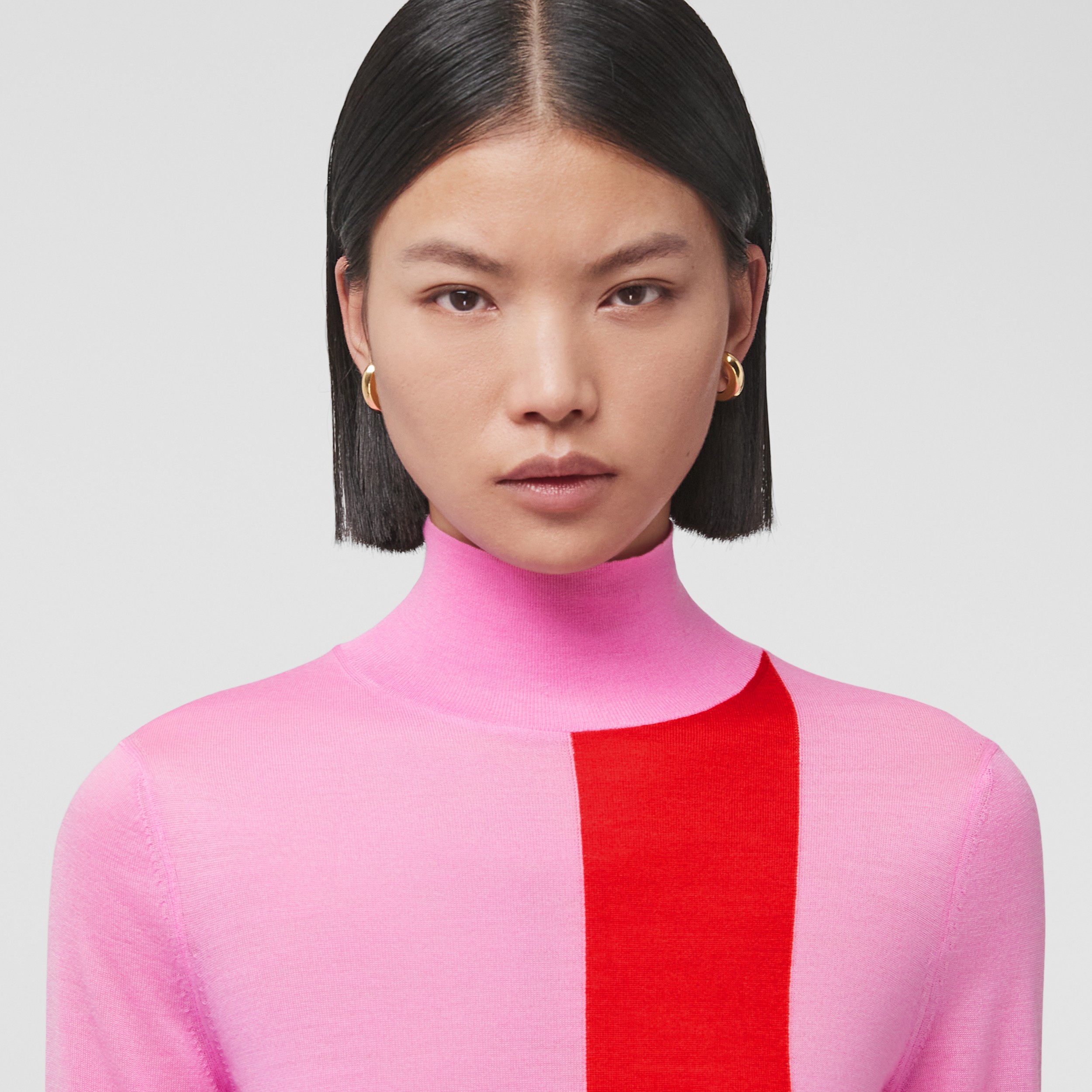 ジオメトリックインターシャ ウールシルクブレンド タートルネックセーター プリムローズピンク ウィメンズ バーバリー