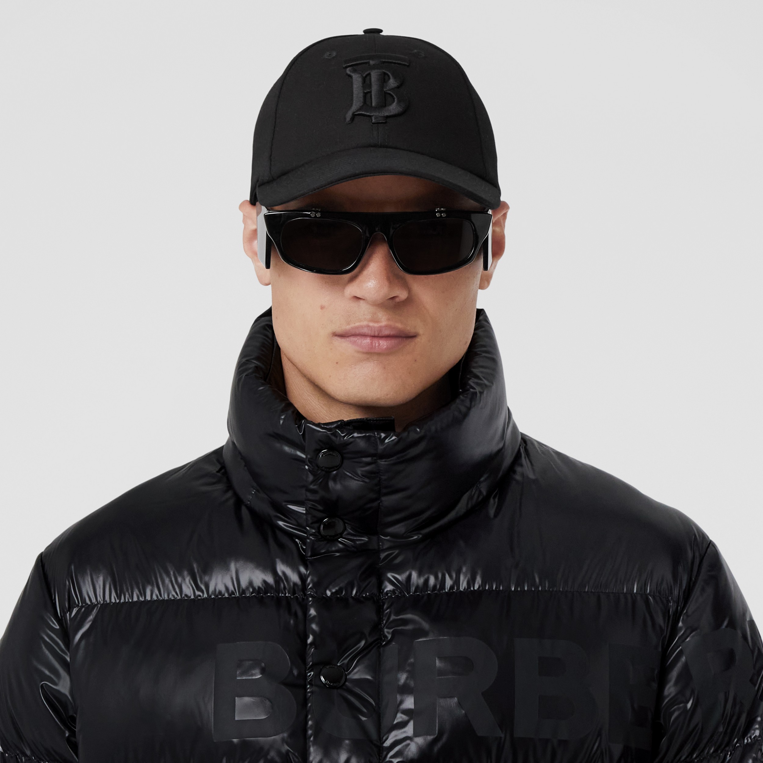 Detachable Hood Horseferry Print Puffer Jacket in Black - Men | Burberry® Official - 2