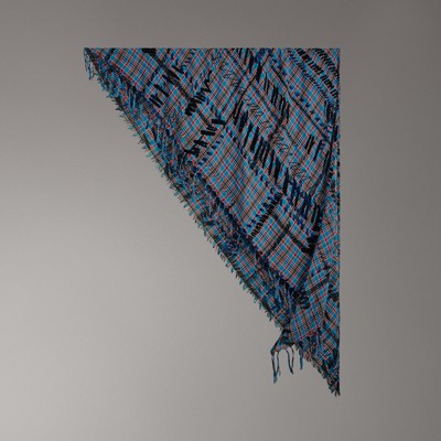 burberry triangle scarf