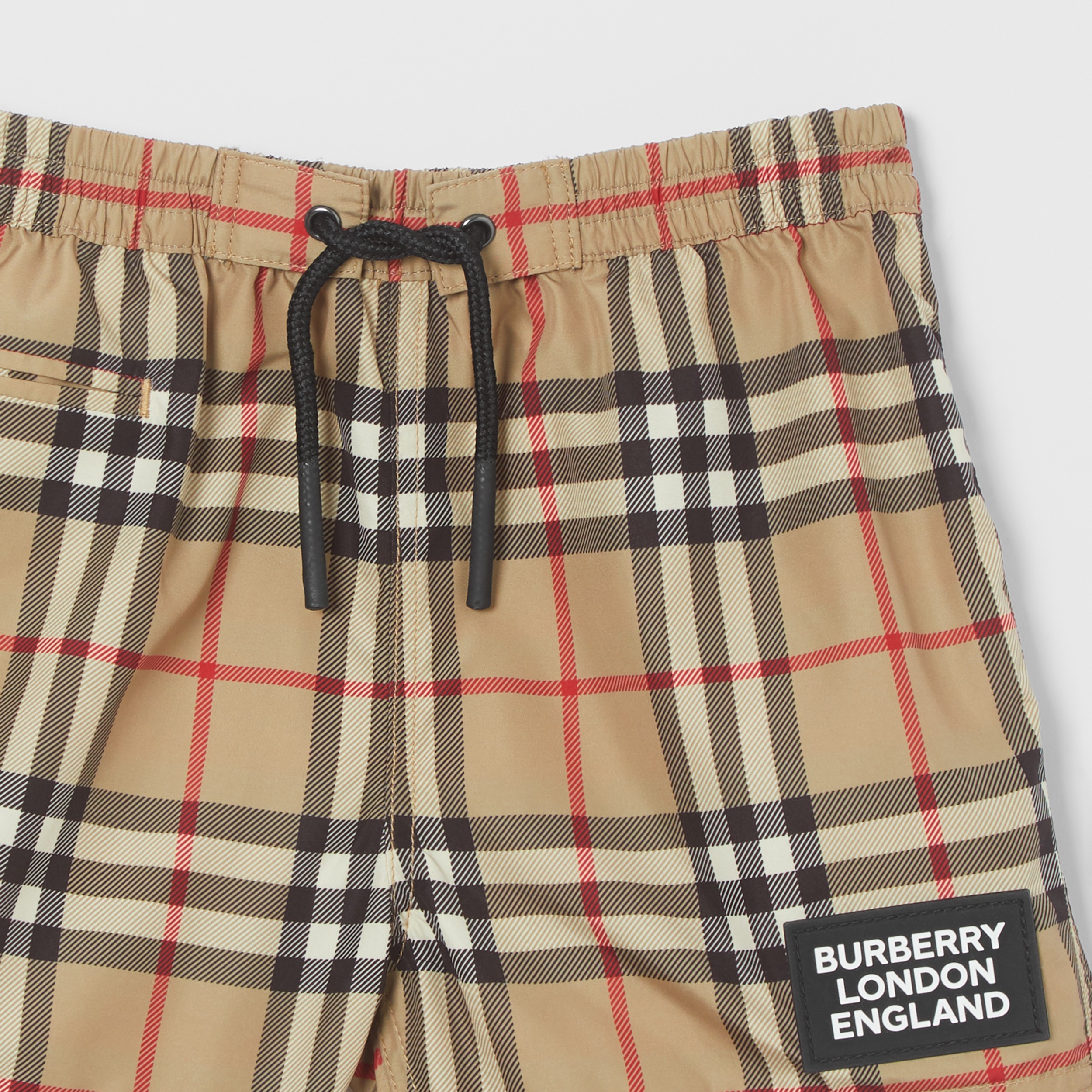 Short De Bain Vintage Check Avec Logo Beige D Archive Enfant Burberry Short De Bain Vintage Check Avec Logo Beige D Archive Enfant Burberry