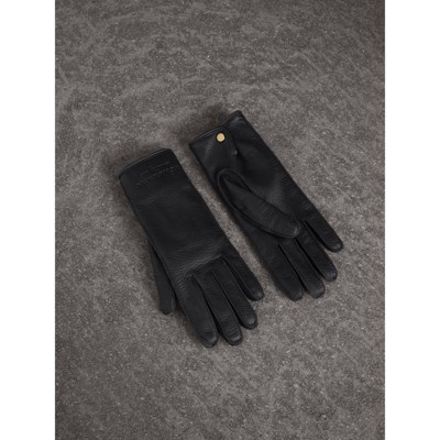 burberry gloves white