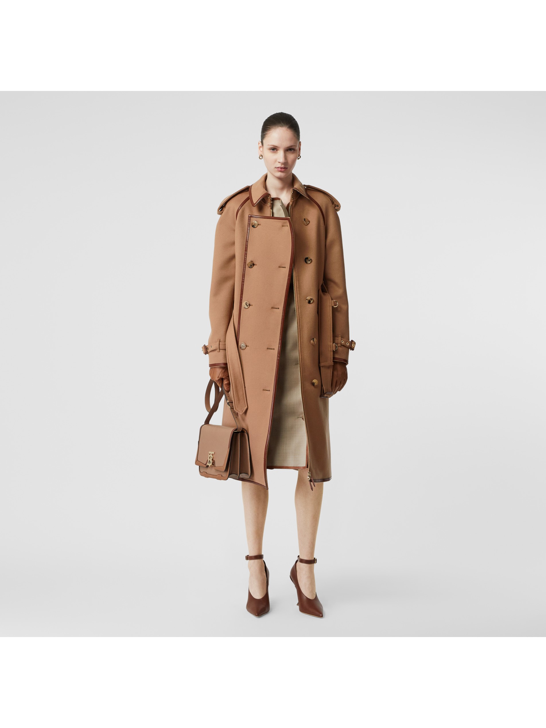 纽扣裁片装饰羊绒混纺 trench 风衣 (驼色) - 女士 | burberry 博柏利