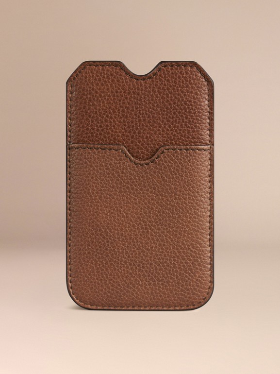 Grainy Leather iPhone 5/5S Case in Tan | Burberry United Kingdom
