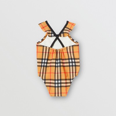 baby burberry bow tie