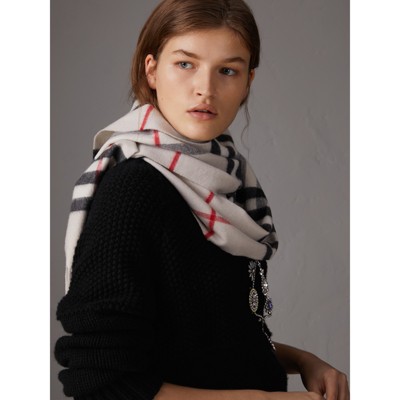 thin burberry scarf