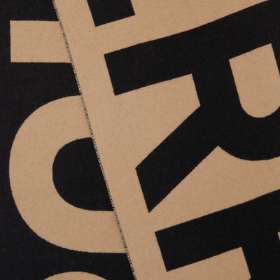 burberry logo jacquard wool scarf
