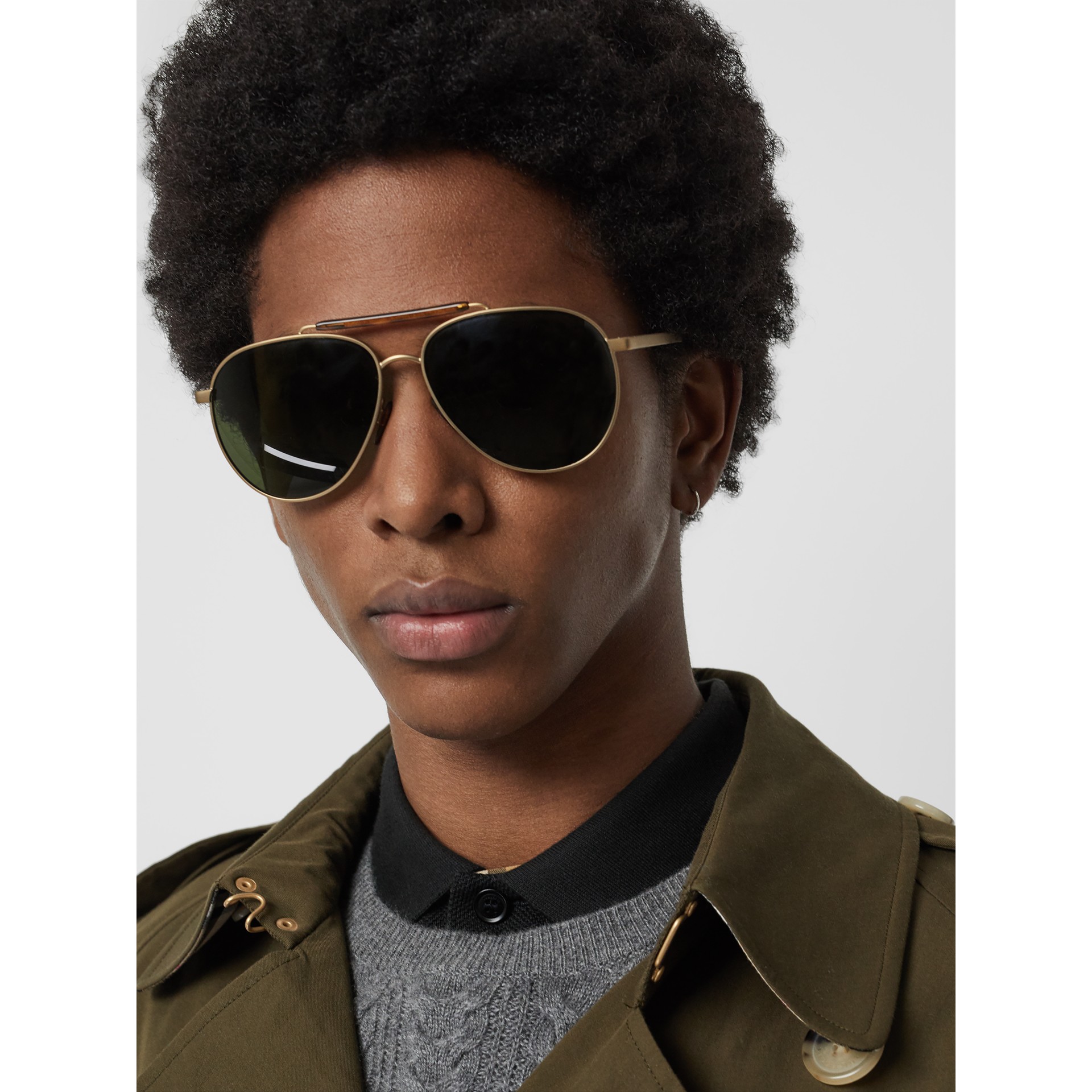 Top Bar Detail Pilot Sunglasses in Green - Men | Burberry United States