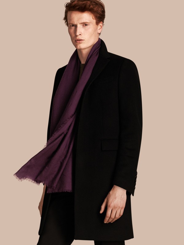 The Lightweight Cashmere Scarf in Aubergine | Burberry United States