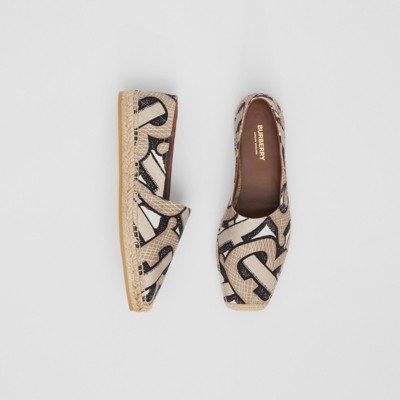 burberry flat shoes