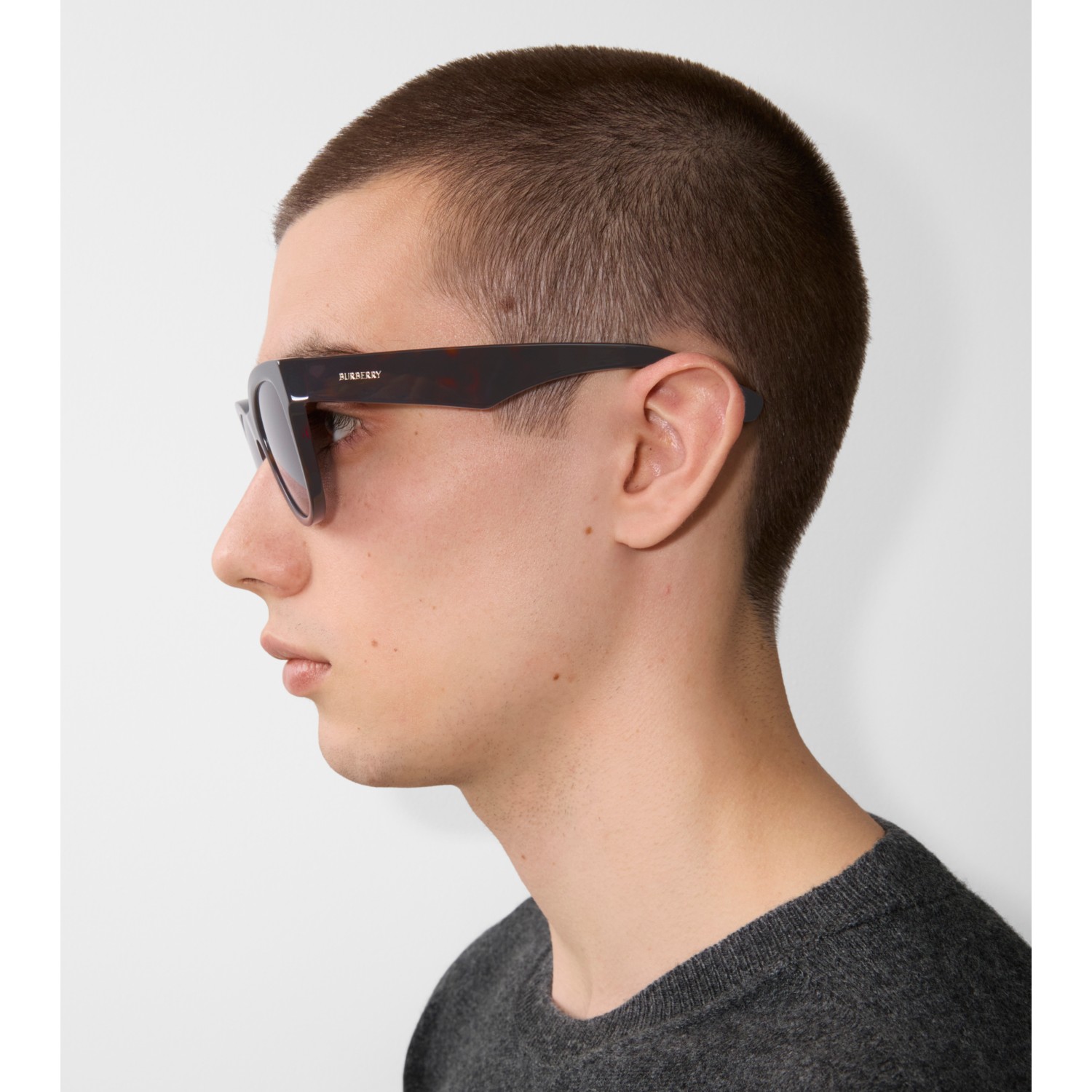 Round Sunglasses - thumbnail 5