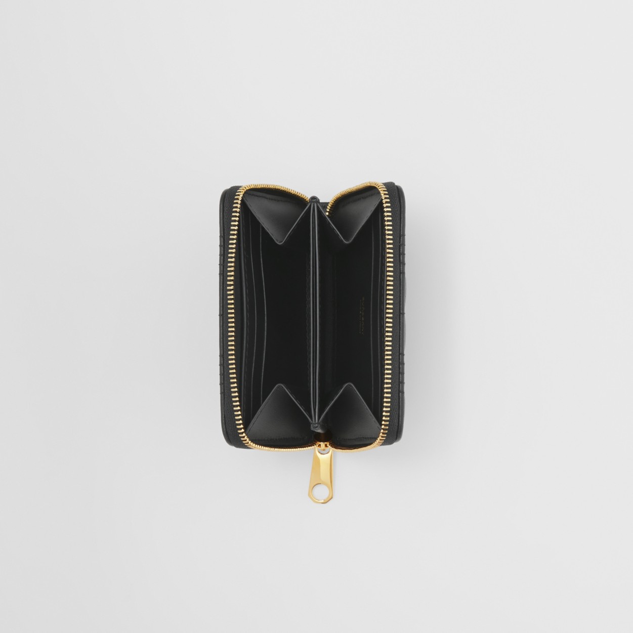 バーバリーのQuilted Lambskin Lola Zip Wallet