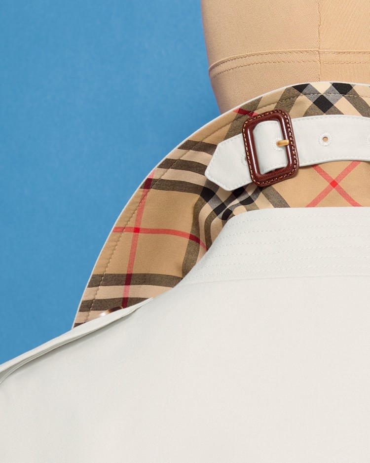 Cropped Tropical Gabardine Mayfair Trench Jacket in Stone beige