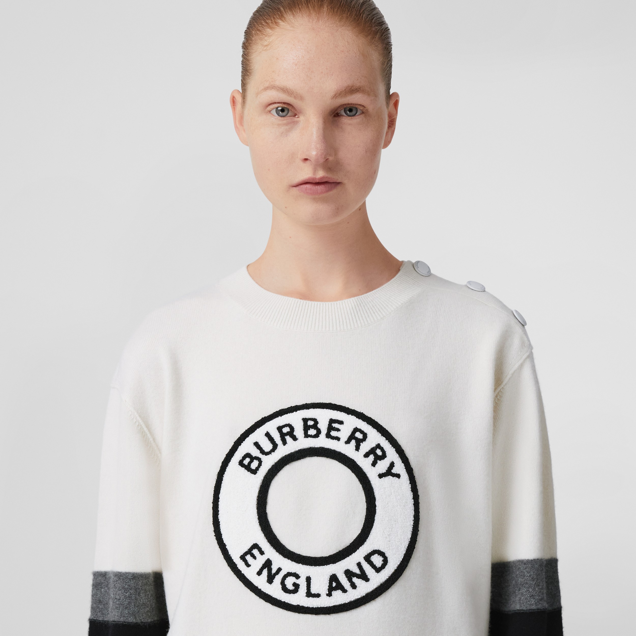 Logo Graphic Appliqué Wool Cashmere Sweater in Natural White - Women | Burberry® Official - 2