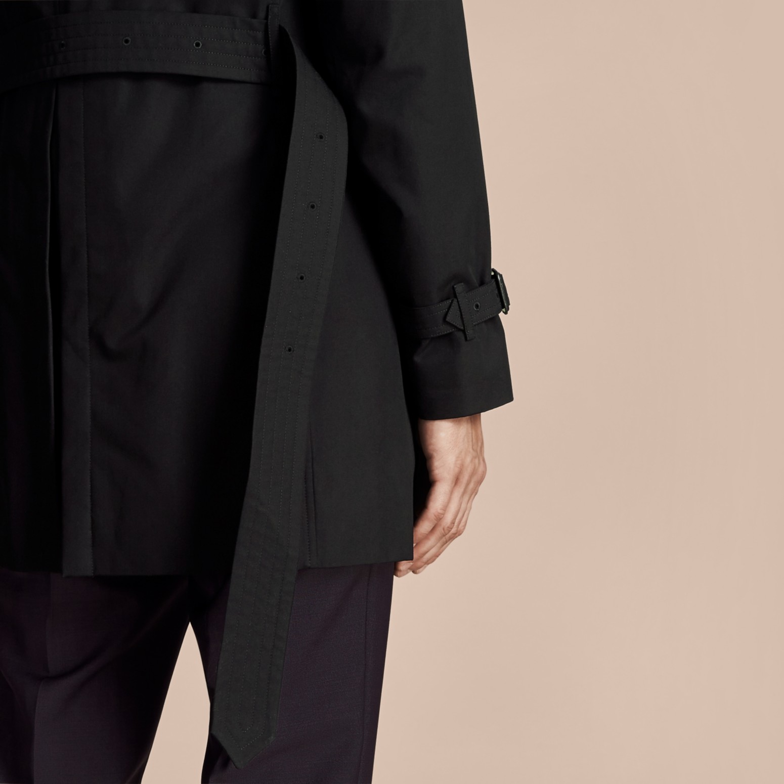 The Sandringham – Short Heritage Trench Coat Black | Burberry