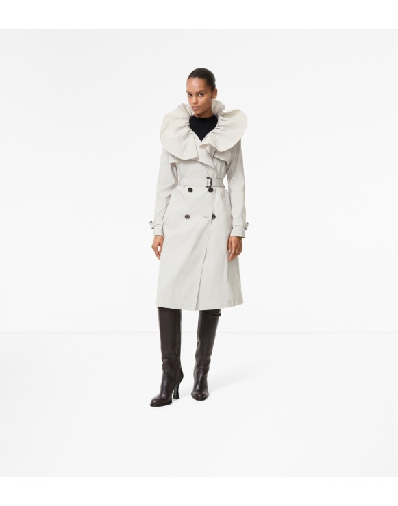 バーバリー2026年冬ウィメンズ ランウェイコレクション | Burberry®