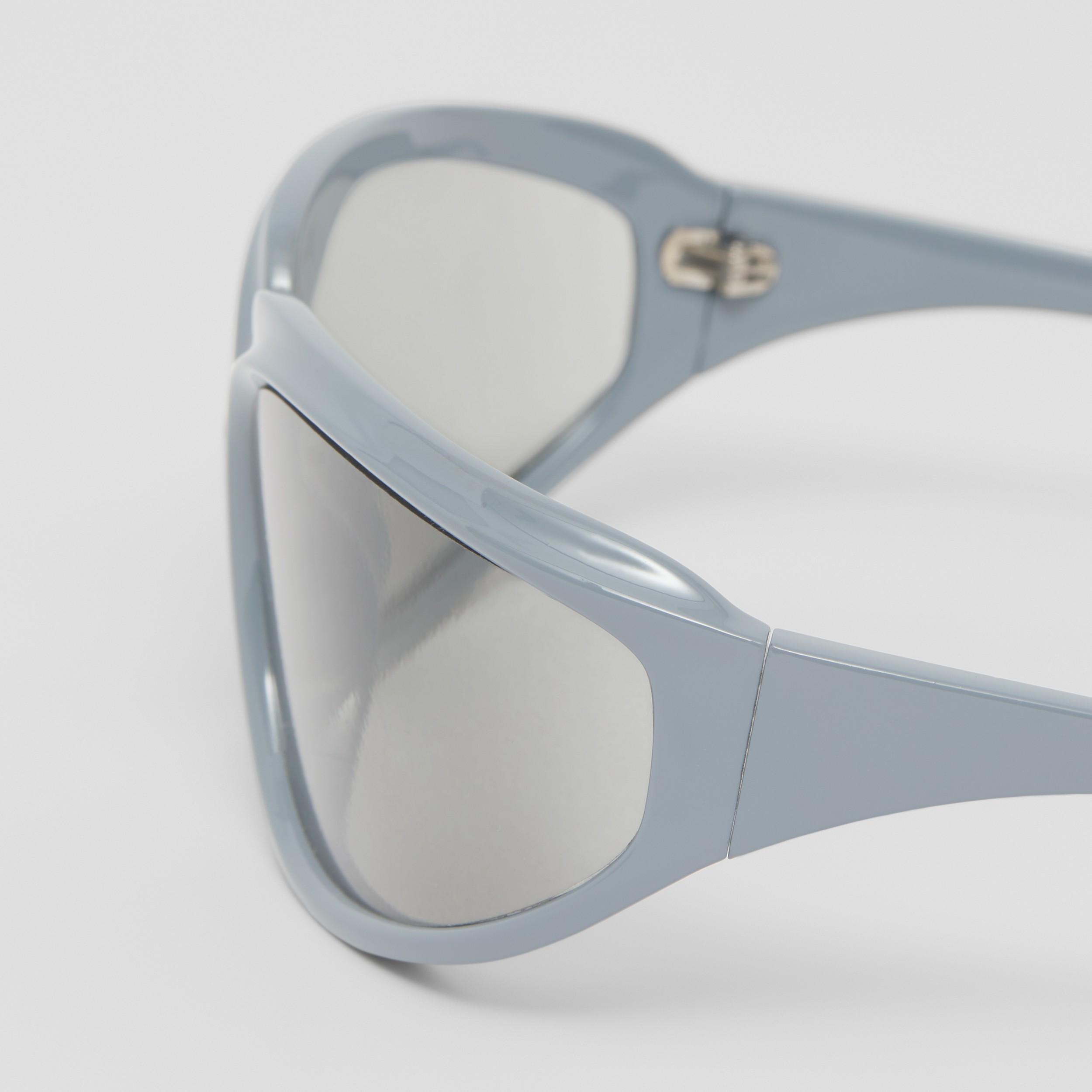 Ovale Sonnenbrille (Aschgrau) - Damen | Burberry® - 2