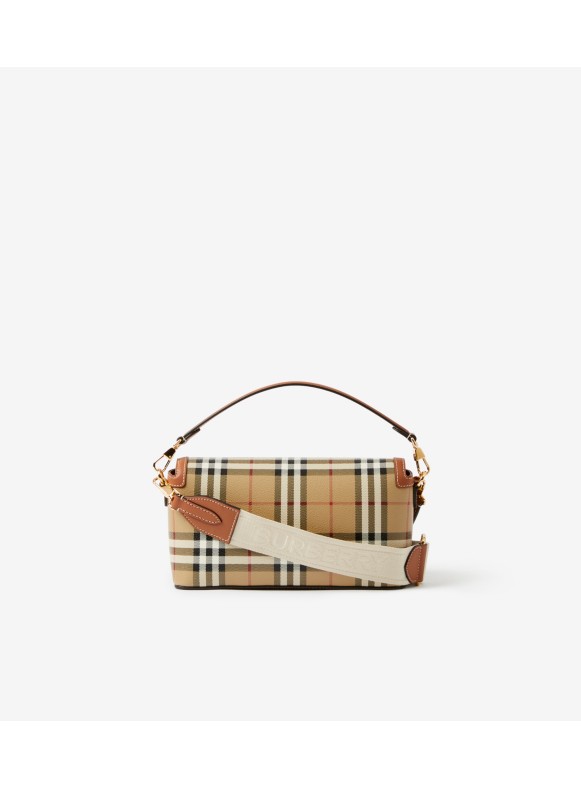 Burberry pochette shoulder store bag