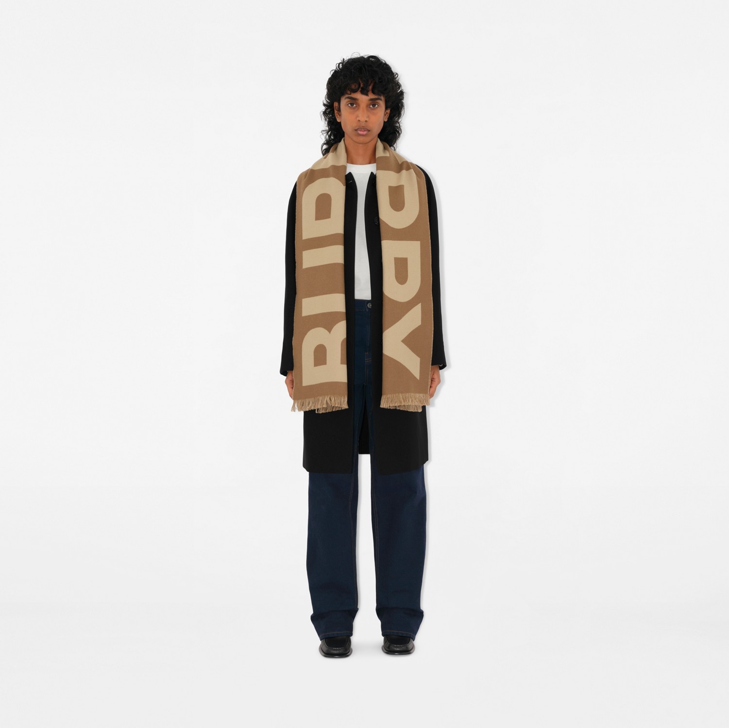 ロゴ ウール ジャカードスカーフ (バーチブラウン) | Burberry ロゴ ウール ジャカードスカーフ (バーチブラウン) | Burberry