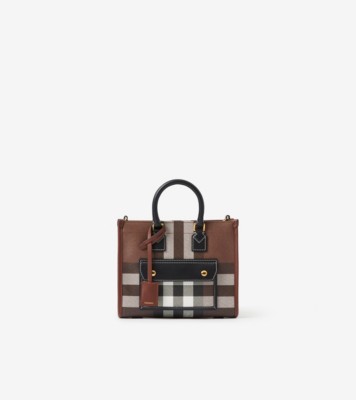 BURBERRY バーバリー Mini Freya Tote CC040BCC-1AAC-4808-AB6D-
