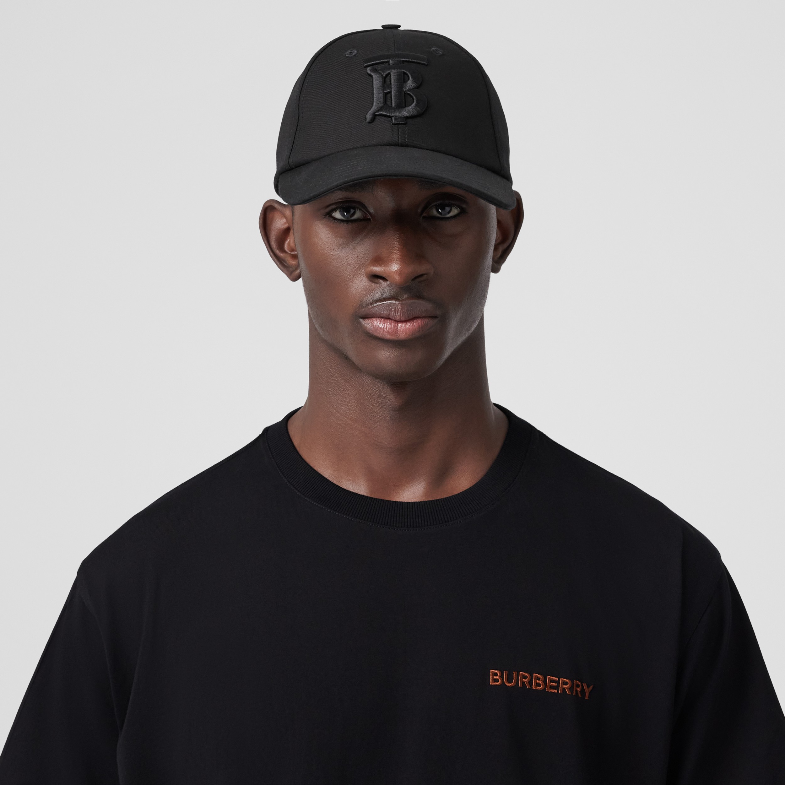 モノグラムモチーフ コットン オーバーサイズTシャツ (ブラック) - メンズ | Burberry®公式サイト