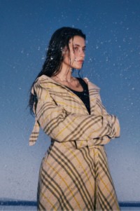 Model wearing Wheat IP Check Trench