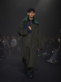 AW23 Look 02