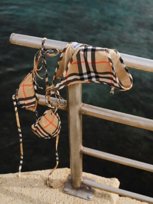 ウィメンズ ジャケット | レザー＆ボマージャケット | Burberry®