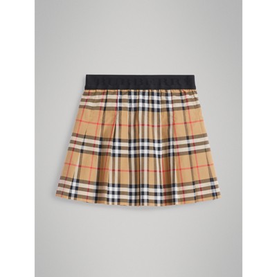 pleated burberry skirt