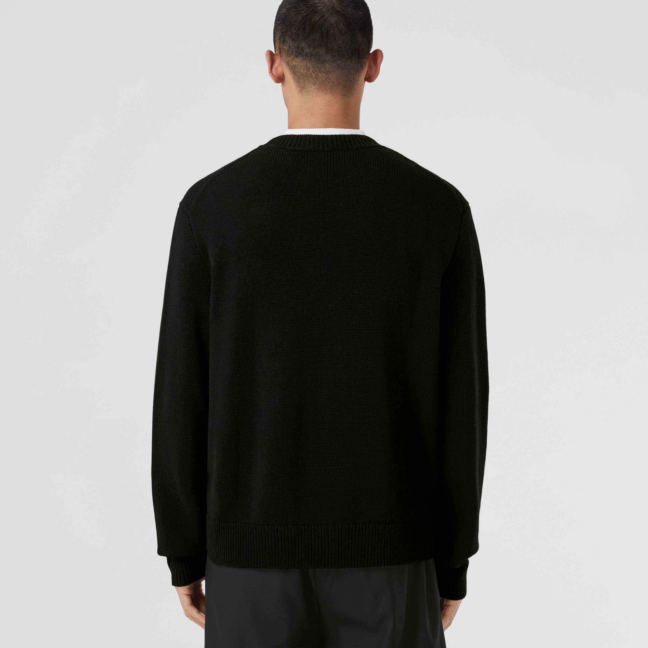 래빗 인타르시아 울 오버사이즈 스웨터 (블랙) - 남성 | Burberry® - 3