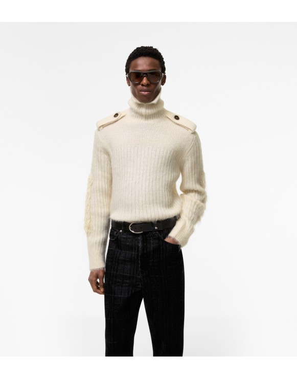 Burberry Men's Winter 2026 Runway Collection | Burberry®