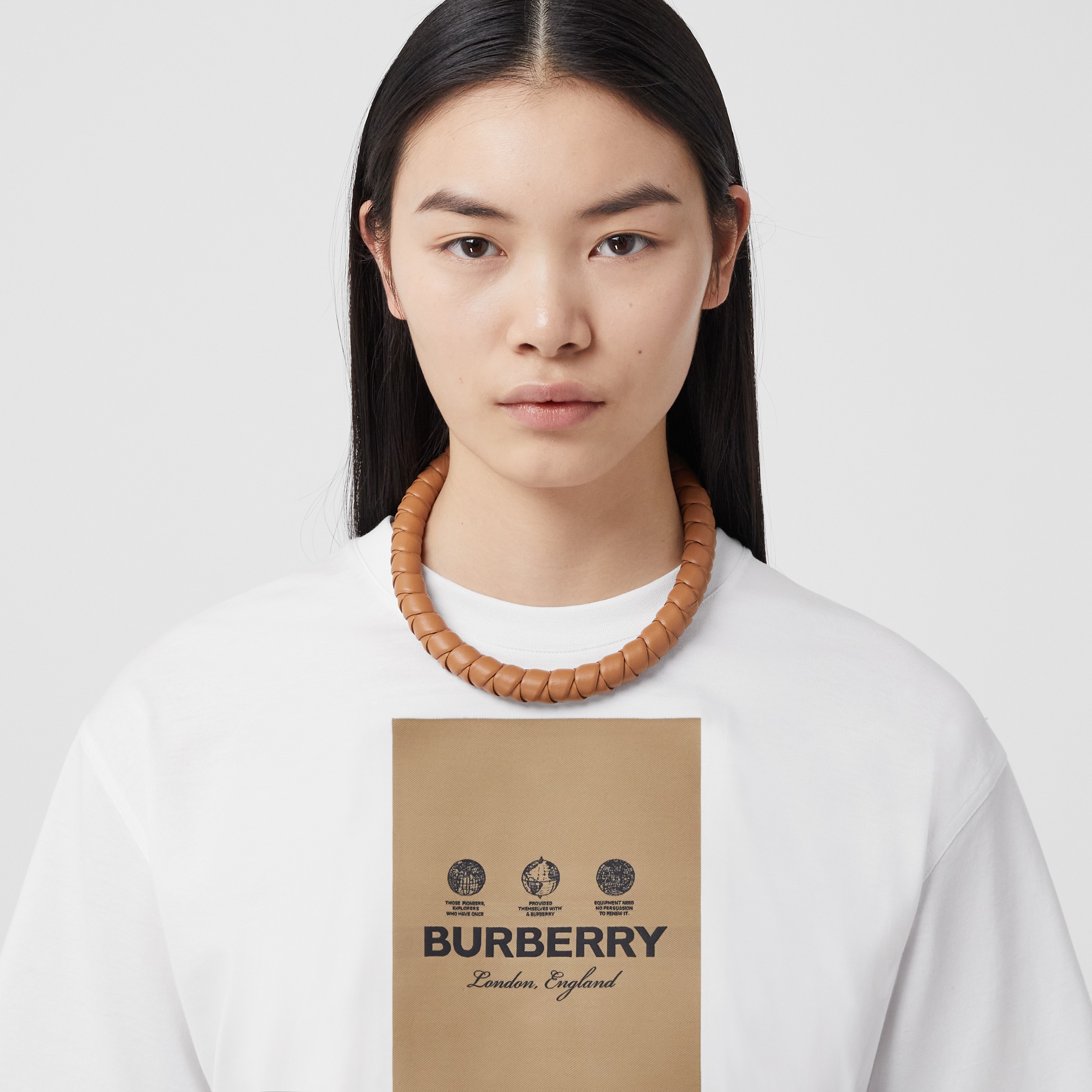 Label Appliqué Cotton Oversized T-shirt in White | Burberry® Official - 2