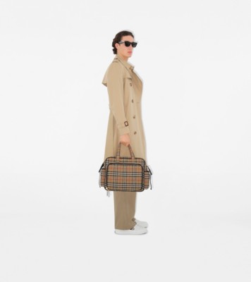 36C99EB4-4AF1-4C58-AC0A-